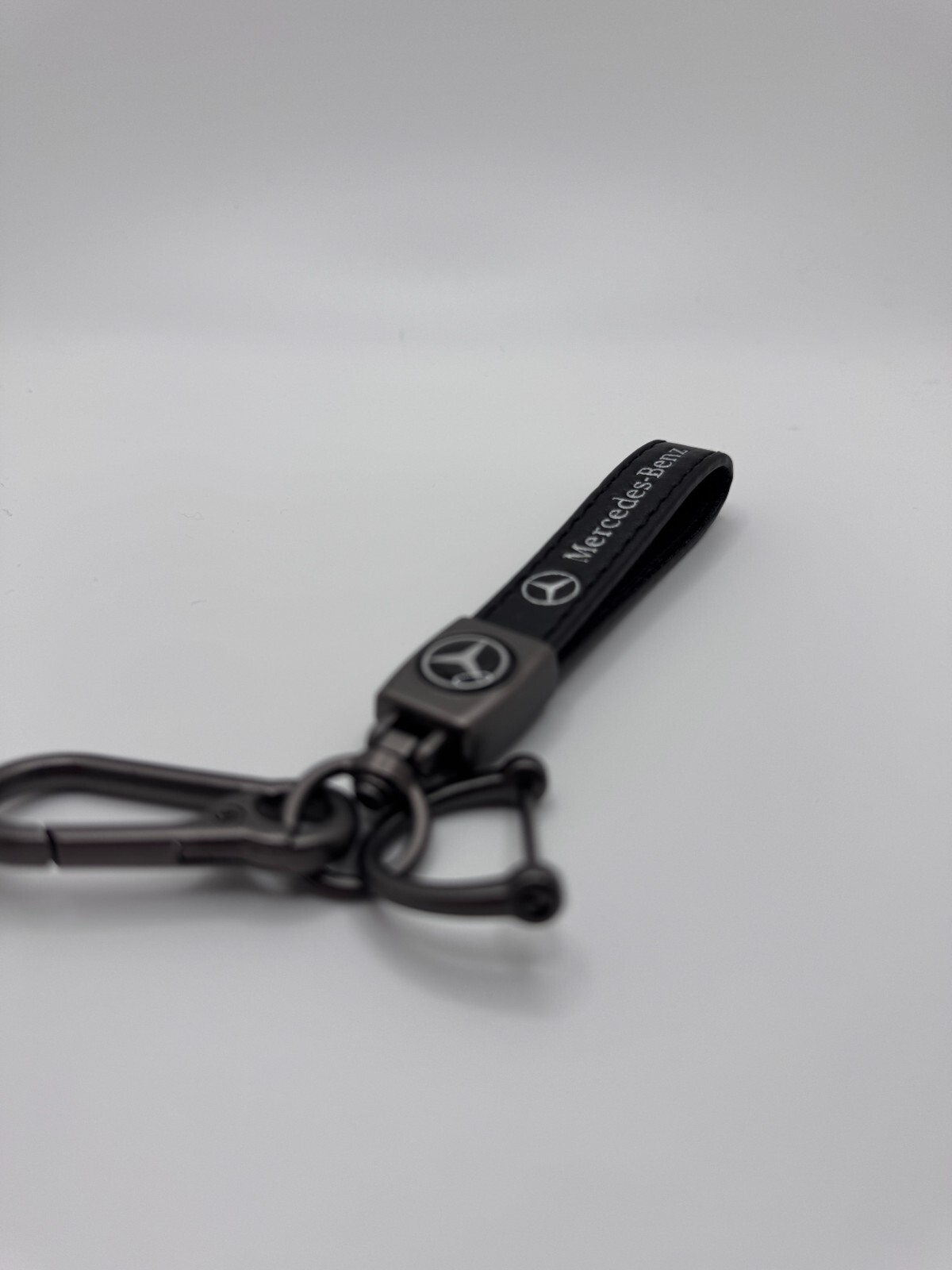 New! Mercedes-Benz - Genuine Leather Keychain Car Key Chain Ring