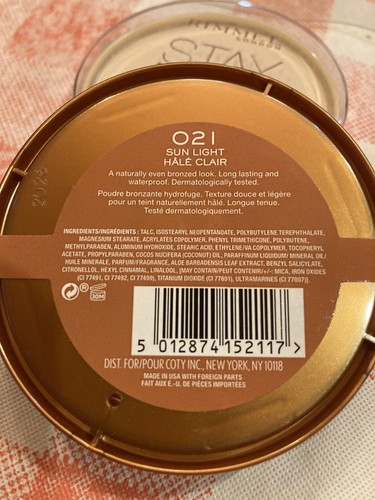 Rimmel London Natural Bronzer Waterproof Bronzing Powder - 021 Sun Light, Sealed - Picture 2 of 2