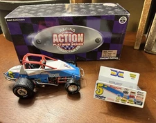 Action 1993 Mark Kinser #5 Maxim Sprint Car-1/24 Scale-1/4,008