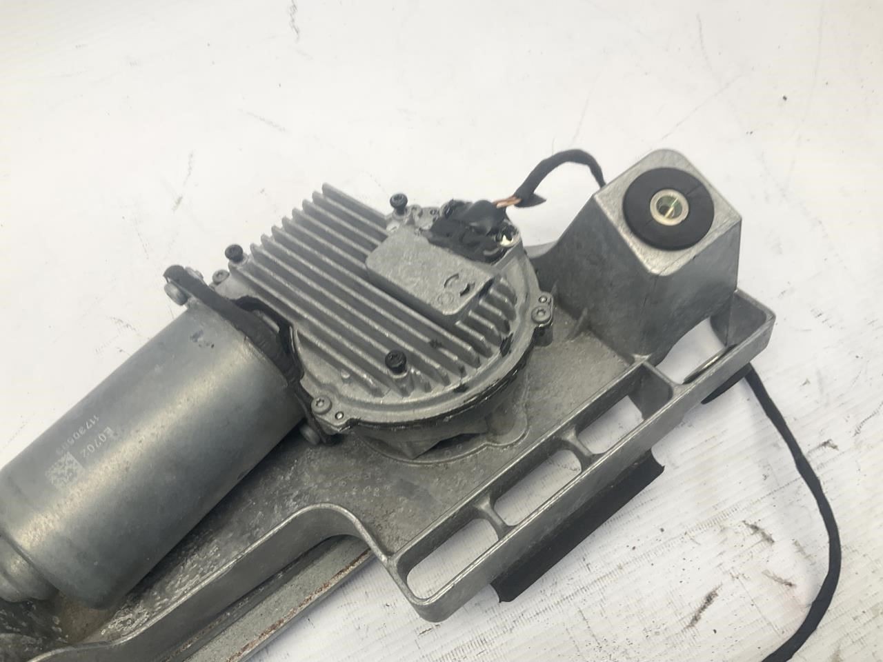 15-21 McLaren 570S 540C 570GT Front Windshield Wiper Motor Linkage Assembly T