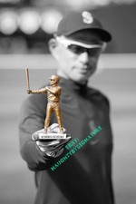 ICHIRO SUZUKI REPLICA STATUE SEATTLE MARINERS 4/10/26 T-MOBILE PARK SGA