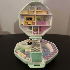 Vintage 1990 Bluebird Polly Pocket Polly  s School Compact Playset Complete