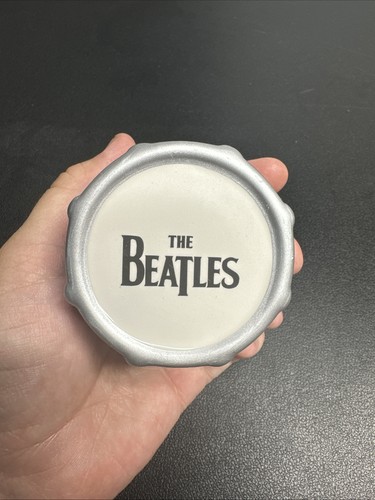 The Beatles Salt And Pepper Shakers, Porcelain Drums, Apple Corps, 2.5" - Picture 11 of 11