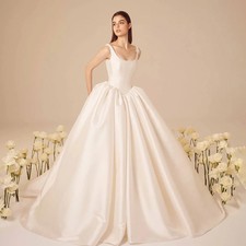 Strapless Sleeveless A-Line Wedding Dresses Backless And Zipper Bridal Gown