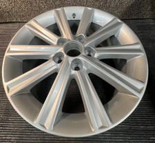 Qty 1 Toyota Silver 10-spoke Wheel Rim Reman 17x7 5x114.3 45mm For 12-14 Camry