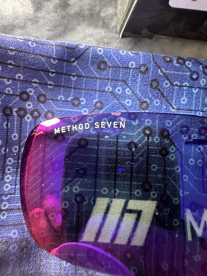 BRAND NEW IN BOX Method Seven Classic Clip On FX FAST &&& FREE SHIPPING - Image 3 of 3