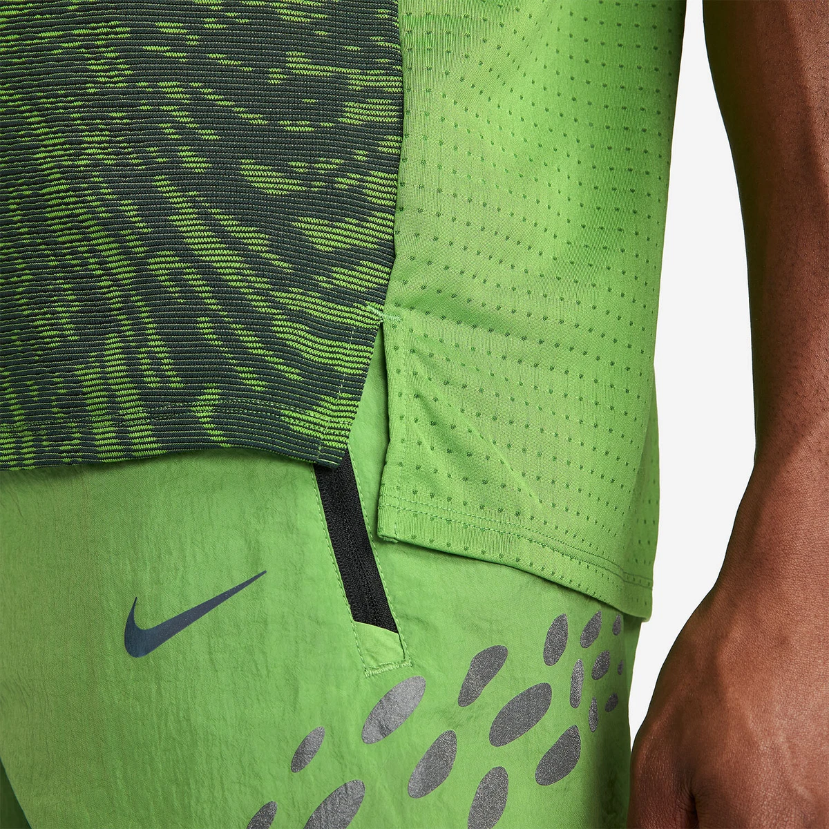 Nike Men ALL SIZES Run Division Rise 365 Running Athletic