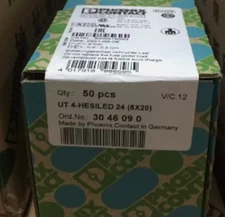 NEW 50 piece Phoenix Contact 3046090 UT 4-HESILED 24 (5X20) fuse terminal box