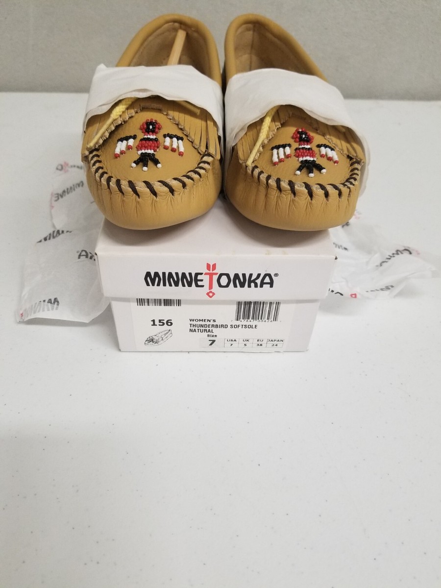 Minnetonka Women's Minnetonka Thunderbird Softsole Female