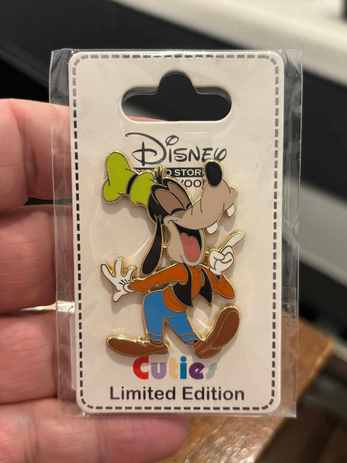 Disney Studio Store Hollywood DSSH Cuties Pin - Goofy