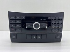 MERCEDES W207 W212 RADIO, MEDIENLESEGERÄT UND NAVIGATION A2129069900 MERCEDES W207 W212 RADIO, MEDIENLESEGERÄT UND NAVIGATION A2129069900