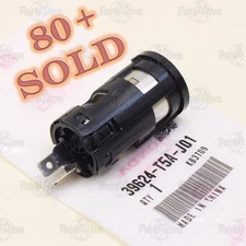 Genuine OEM Honda / Acura Center Console Power Outlet Socket Assy  39624-T5A-J01