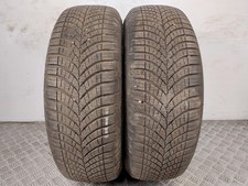 195/65/15 GOODYEAR VECTOR 4 SEAOSN Part Worn Tyres 7mm Of Tread Matching Pair