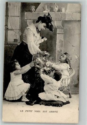 39988499 - Le Petit Noel est Arrive Spielzeug Mutter und Kind Weihnachten 1904
