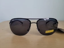 Foster Grant Polarized Max Block Sunglasses 100% UVA UVB Protection Commend