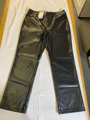 NWT Alexia Admor Size 8 Faux Leather Pant