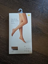 A New Day Women's High Waist Control Top Sheer Hosiery Size S/M 20 Denier Pecan