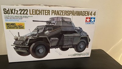 Tamiya - Sd.Kfz. 222 Leichter Panzerspähwagen (4X4) Includes Aluminum Gun Barrel
