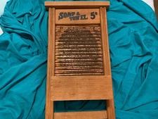 Decorative Soap & Towel 5 cent golded brown washboard wooden With Holder