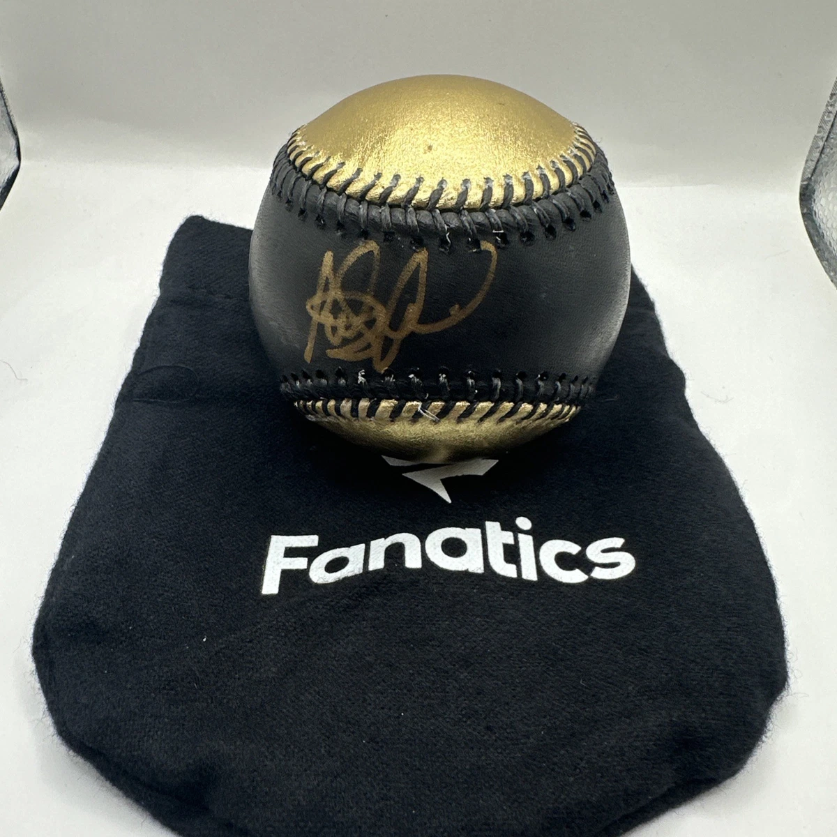 Fernando Tatis San Diego Padres Original Autographed Baseball MLB