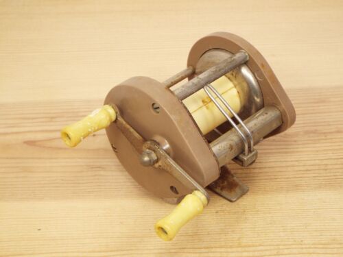 OCEAN CITY 1581 Vintage bait casting collectible fishing reel antique - Picture 1 of 9