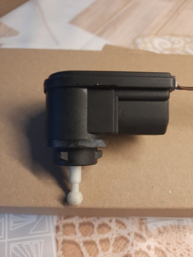 Stellmotor VW Golf 4 LWR Scheinwerfer original VW 1J0941295B