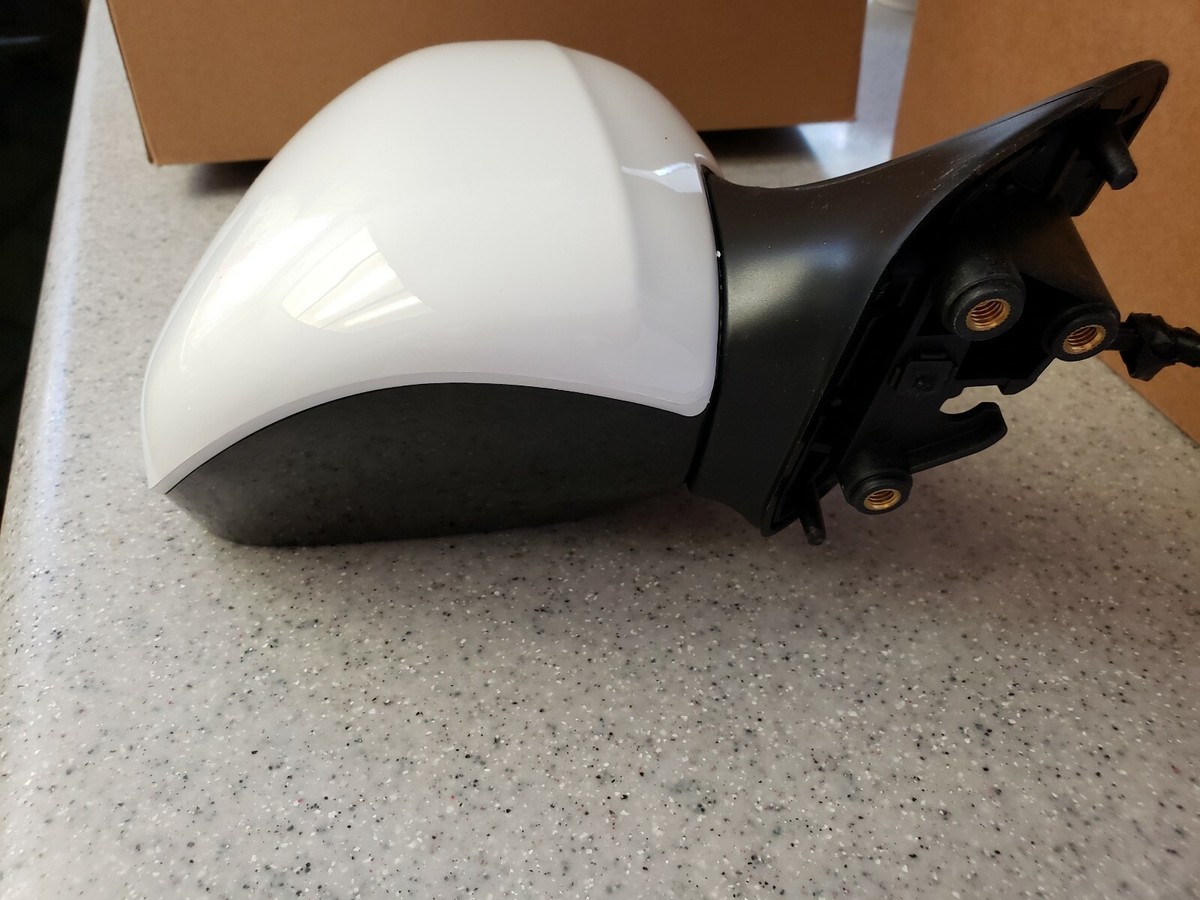 Right (Passenger) Side Mirror for Toyota Prius 2008-2009, Power Operated, Manual Folding, Non-Heated, Paintable, Replacement