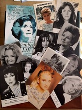 (LT96) ORIGINAL GENUINE SIGNED AUTOGRAPHS FROM FILMS AND TV ACTORS ACTRESS