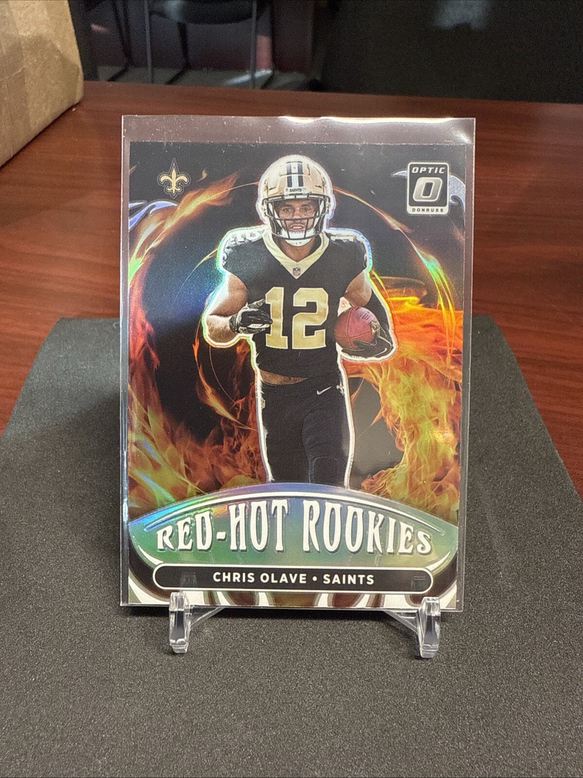 2022 Panini Donruss Optic Chris Olave Red Hot Rookies RC Prizm #RHR-4 Saints