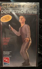 NEW STAR TREK DEEP SPACE NINE SECURITY OFFICER ODO MODEL KIT AMT VINYL FIGURE