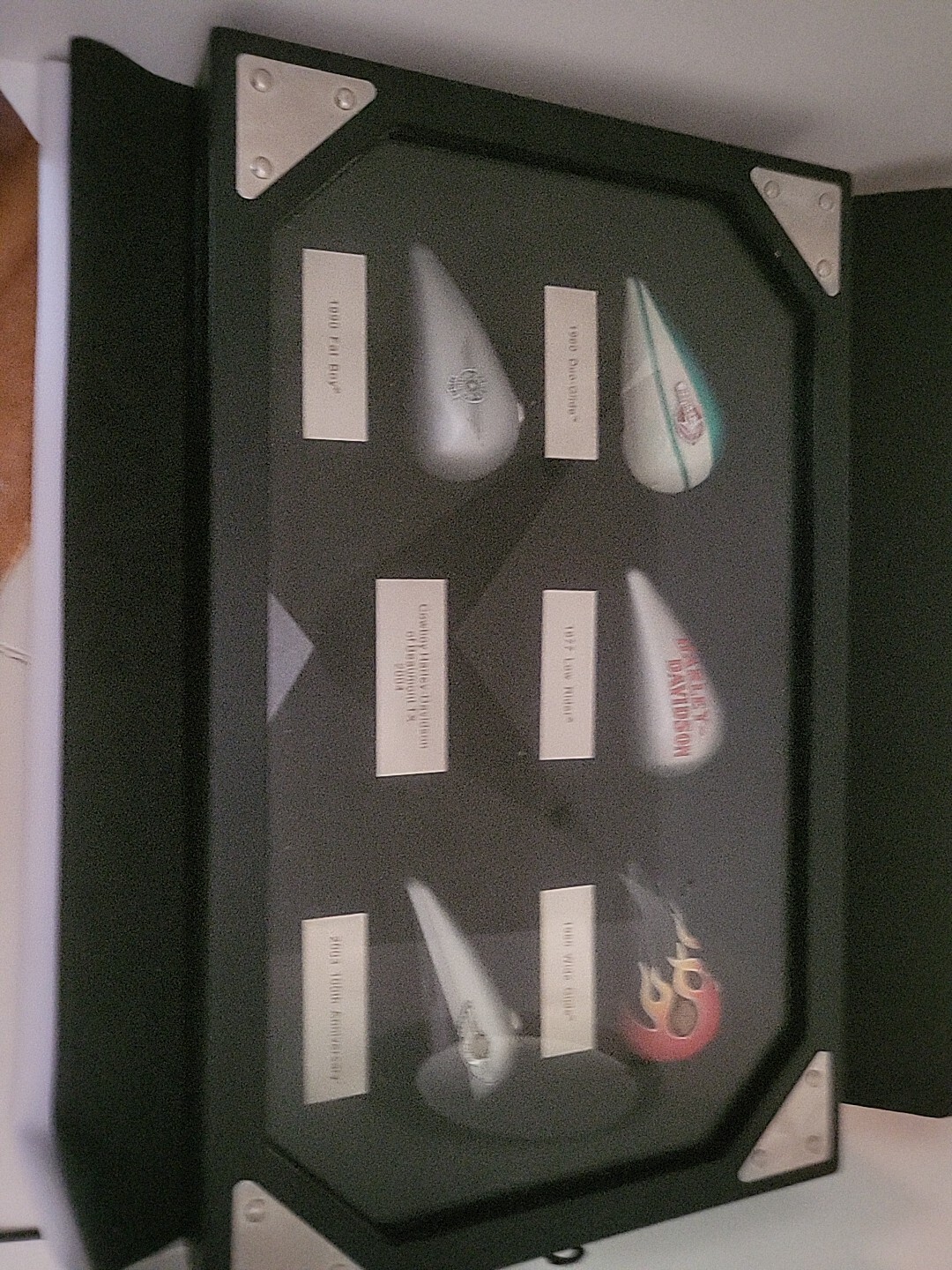 Harley Davidson 2004 Collectible Mini Gas Tank Set Glass Display Case