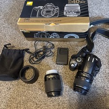 Nikon D40 6.1MP Digital DSLR Camera w/ AF-S Nikkor 18-55mm f/3.5-5.6GII Lens