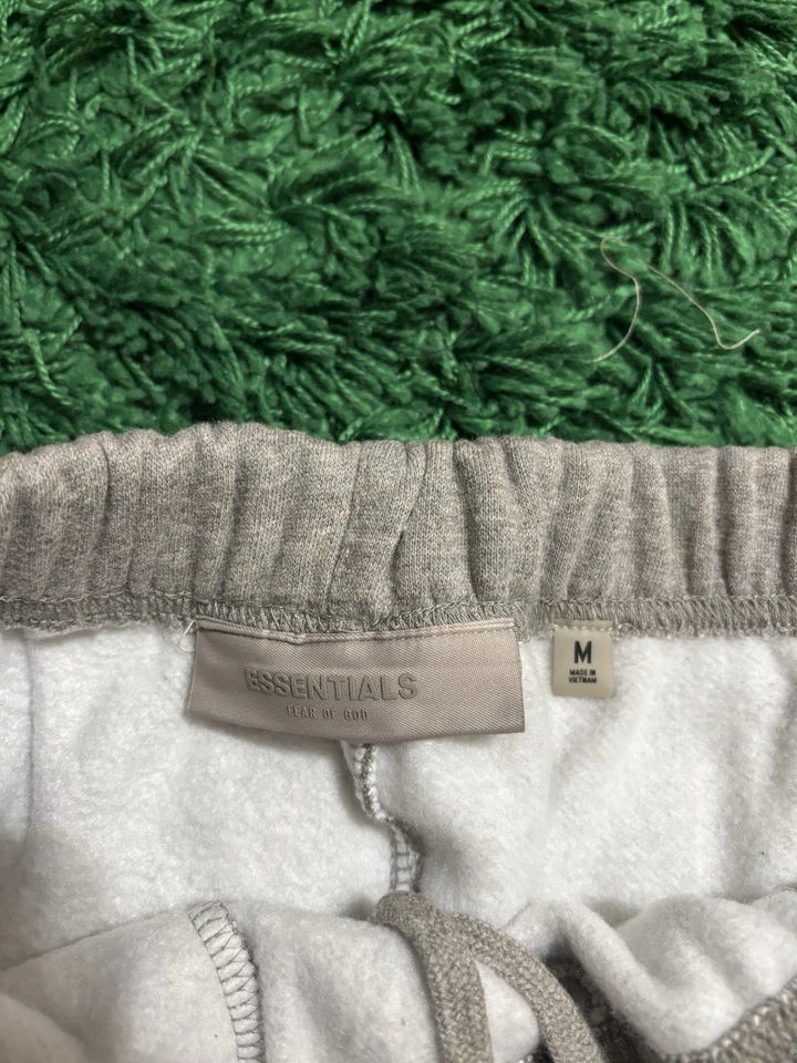 Pantalones Cortos Fear Of God SS22 Essentials - 100% AUTÉNTICOS (TALLAS XS-XL) Foto 4 de 4