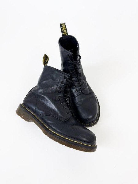 Women Dr. Martens Boots Black Leather 38 #3KN5