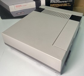 NINTENDO NES CONTROL DECK PAL B SPANISH CONSOLE NES-S-CD-ESP-3 BOXED TESTED