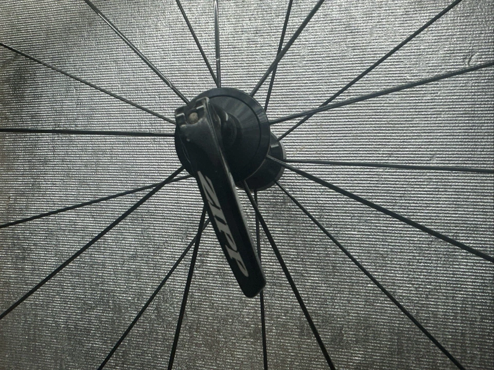 Juego de ruedas Zipp 202 Firecrest cubierta carbono 700c freno de llanta Shimano 11 sp 130/100 Foto 4 de 4