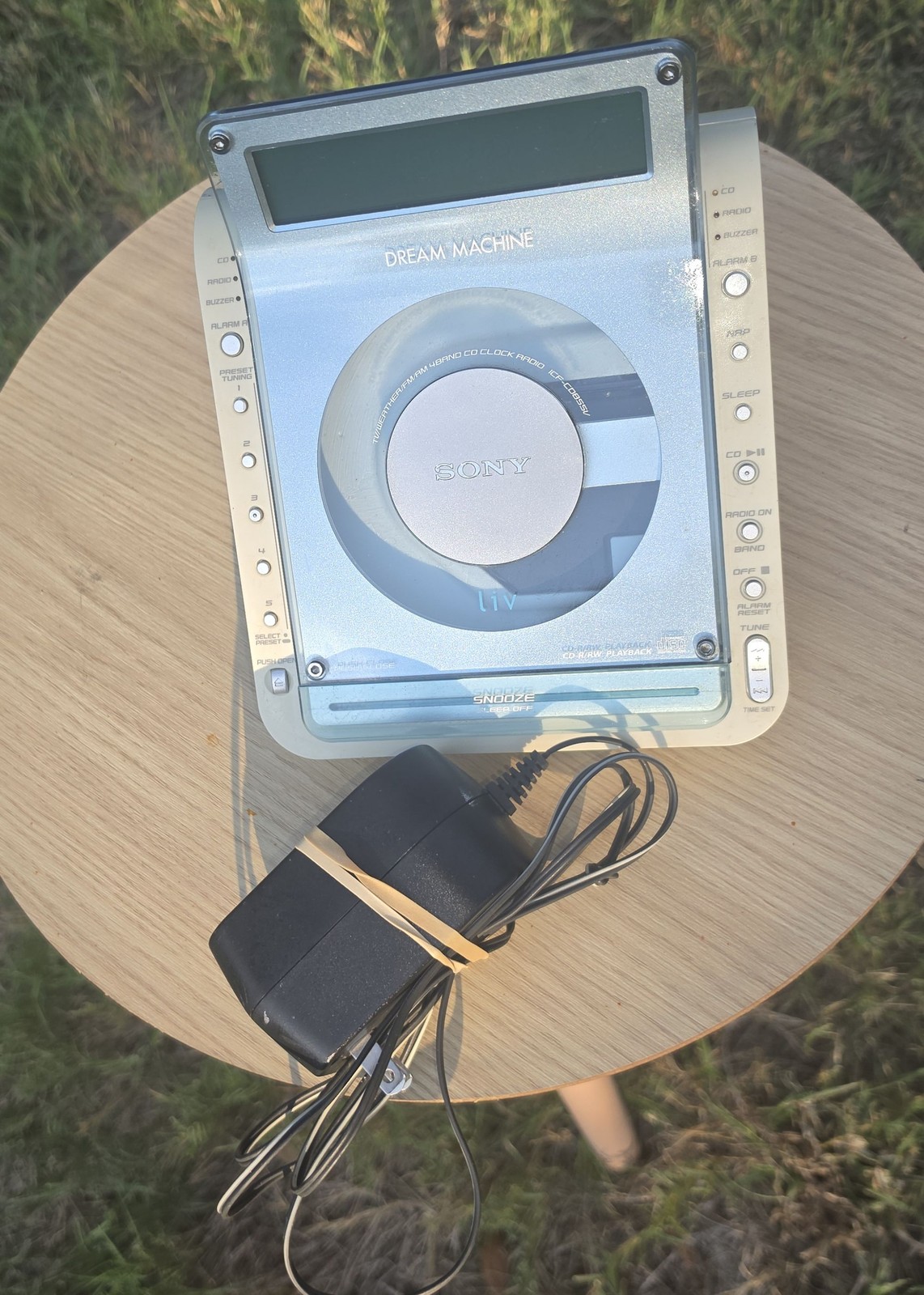 Sony Dream Machine ICF CD 855 V CD Player AM/FM Alarm Clock Radio Blue works!