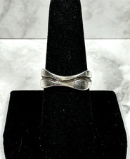 Sterling Silver Wave Ring with Modern Design - Size 7.75