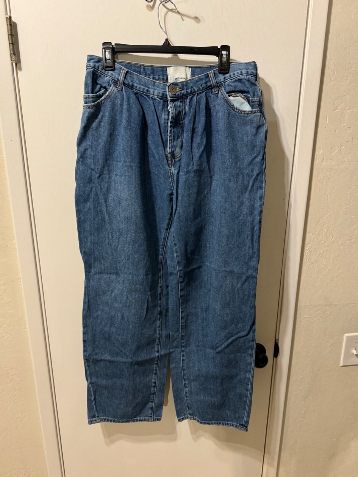 Picture 1 of 3