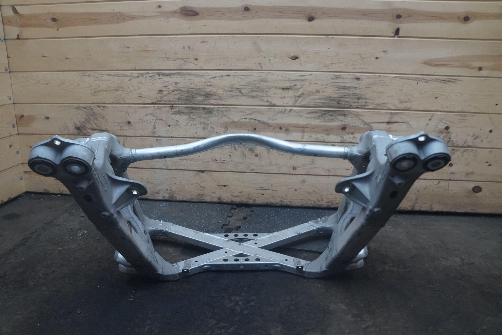 Rear Suspension Subframe Crossmember AD43-5R003-BC Aston Martin Rapide S 2014
