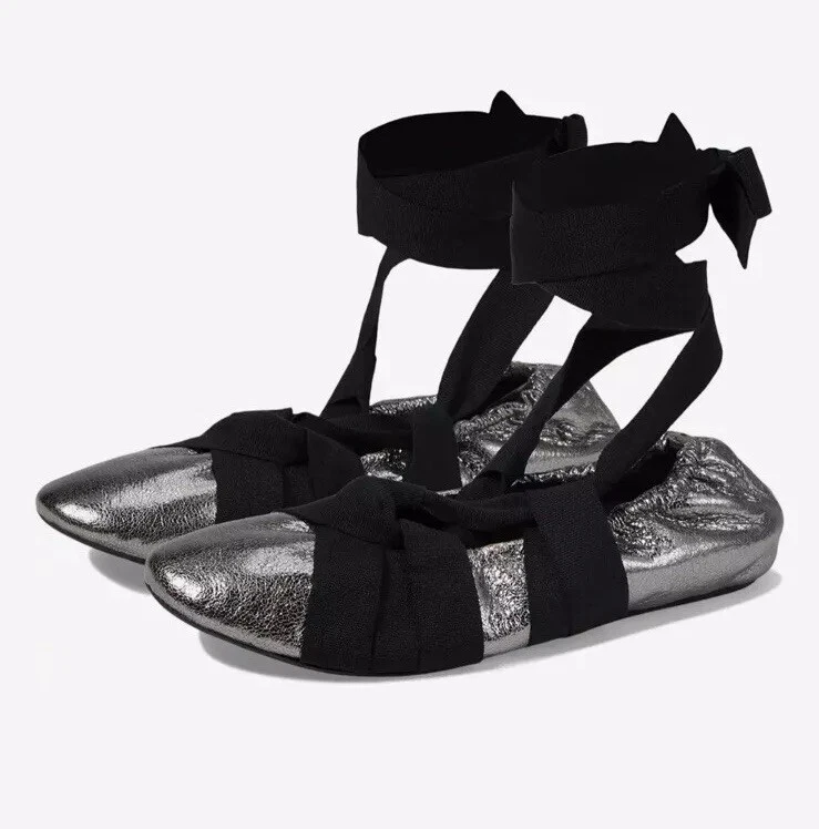 Pisos de ballet Free People Cece envolventes, plateados con correas negras, 8, ¡nuevos! $128 Foto 4 de 4