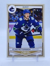 2024-25 Upper Deck Hockey ELIAS PETTERSSON O-pee-chee Glossy Gold CANUCKS #OG-6