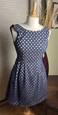 Vince Camuto Dress Women Sz 2 Navy Eyelet Lace Fit & Flare Lined Scoop Neck