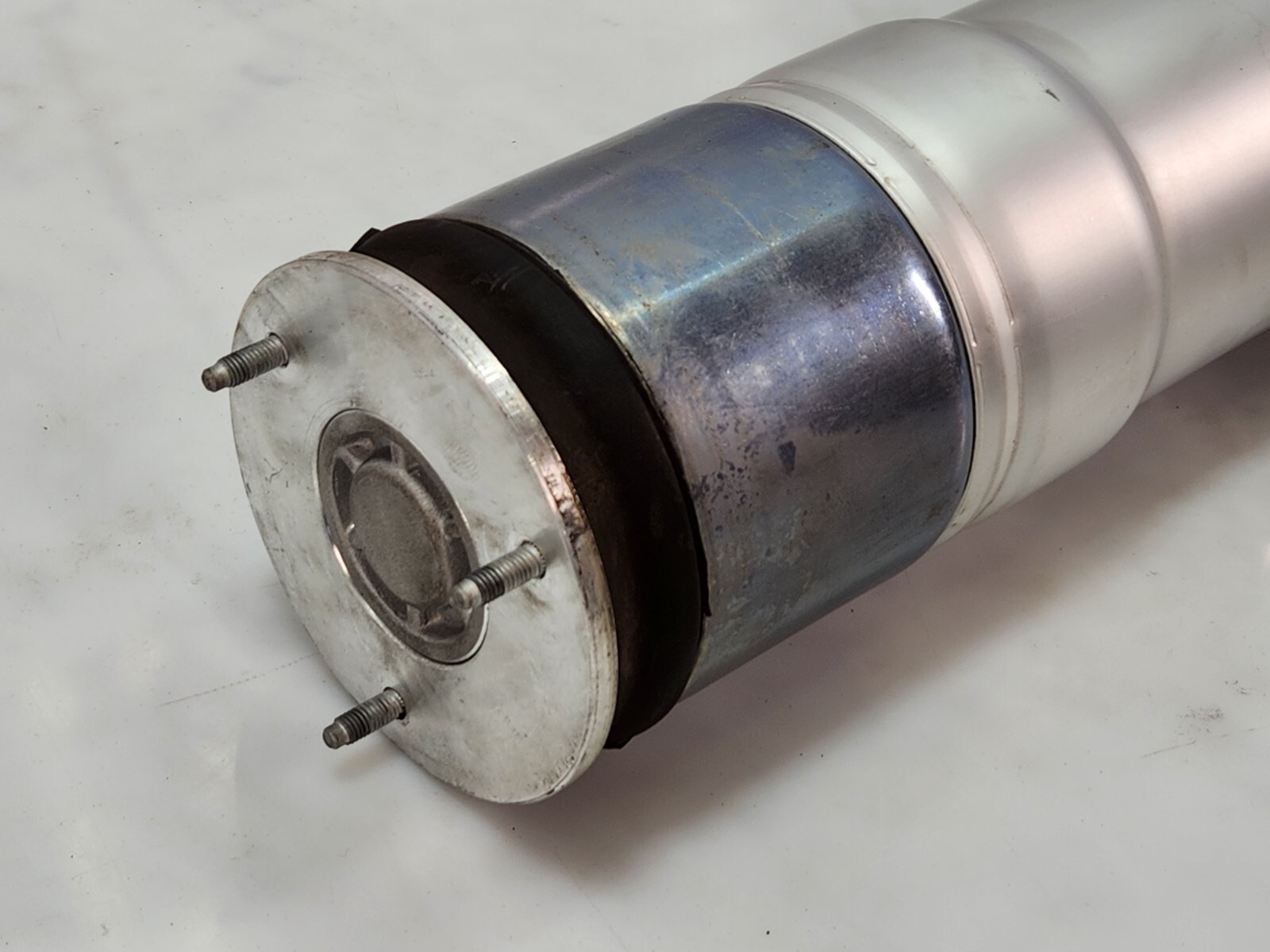 ✅ FOR 10-14 Rolls-Royce Ghost RR4 Rear Driver Side Air Suspension Shock Absorber