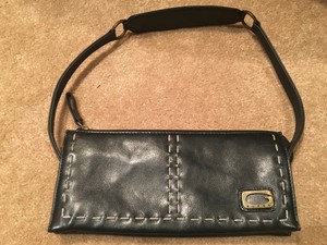 guess black clutch purse