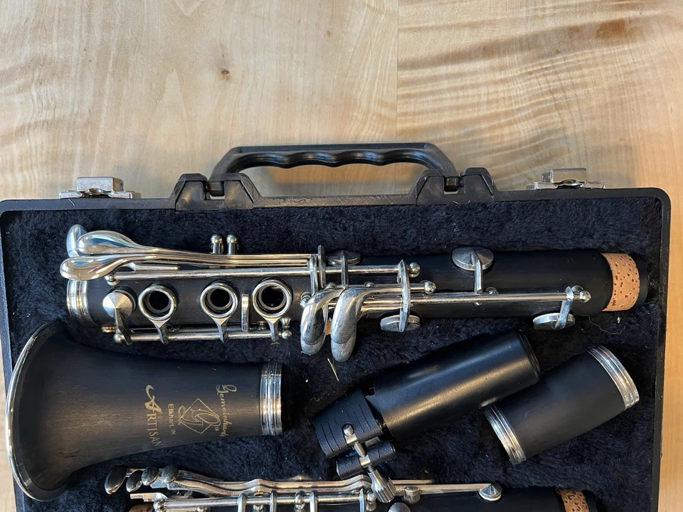 Студенческий кларнет Gemeinhardt 2CN1 Bb б/у всего несколько раз - Изображение 3 из 4