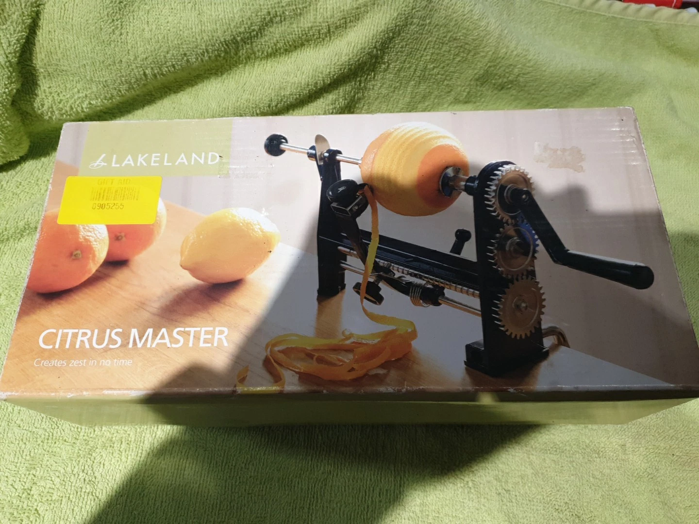 Lakeland Citrus Master, Zest & No Pith, Blue Gloss with Chrome attachments, VGC
Opens in a new windo