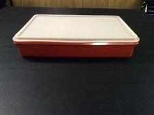 Tupperware 290-2 Red Cake Carrier Container with 291-13 Sheer Lid (Good)