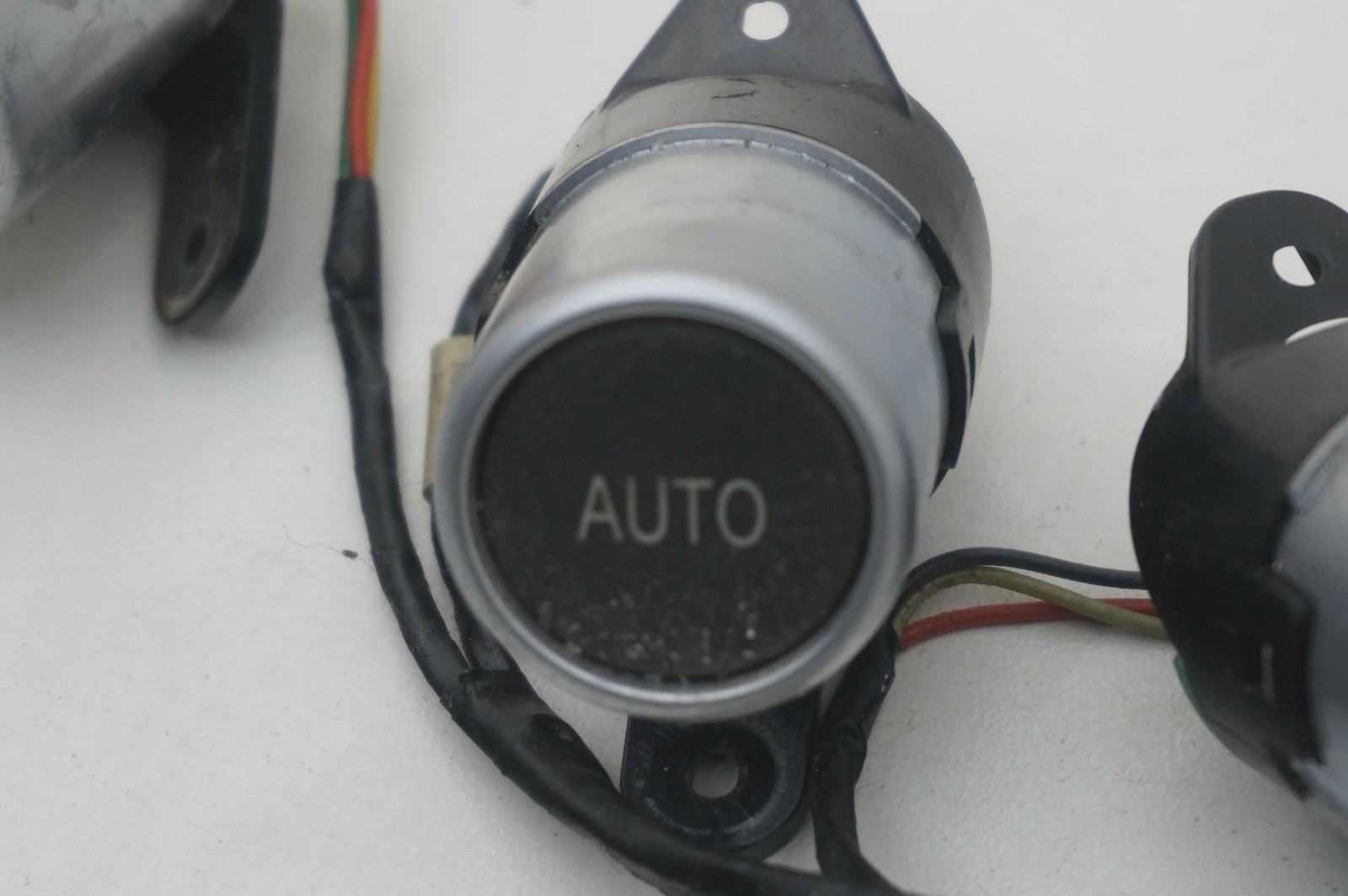 Front Console Control Switch Buttons 86162100 291657 Ferrari 488 Spider 17 *Note