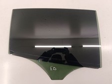 Mercedes-Benz GLA W156 X156 2016 Hinten rechts Fenster Scheibe Tür hinten Mercedes-Benz GLA W156 X156 2016 Hinten rechts Fenster Scheibe Tür hinten